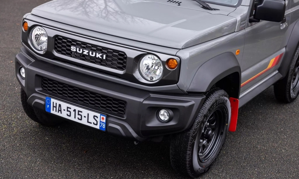 Suzuki Jimny ra phiên bản cuối cùng mức giá 33.200 USD